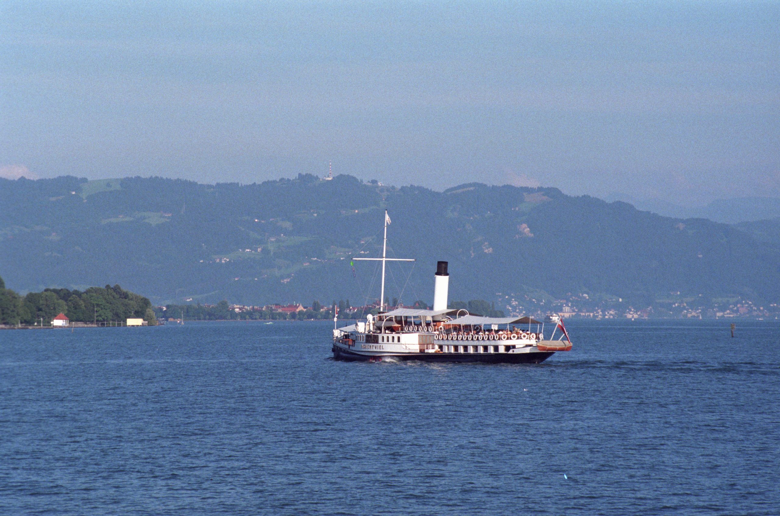 Raddampfer Hohentwiel in der Bregenzer Bucht © Karl Dörler